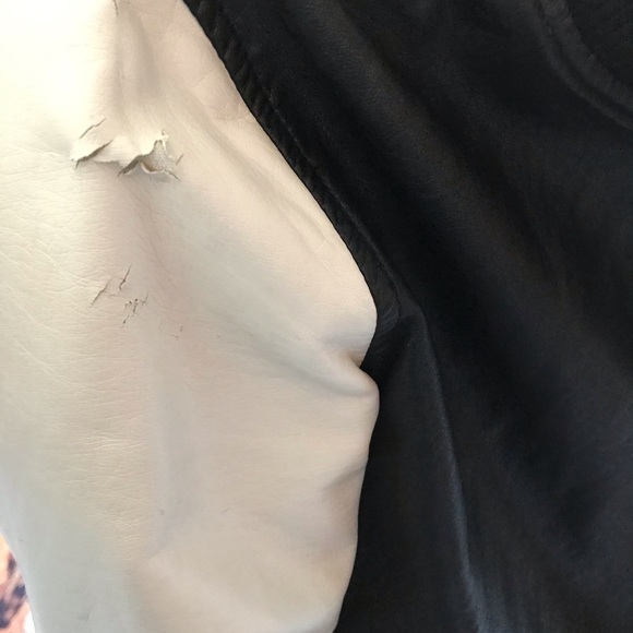 Top Shop black and white bomber jacket w/ hoodie - Picture 6 of 6